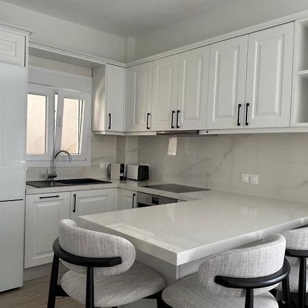 Royal Apartments - Nikiti Екстериор снимка