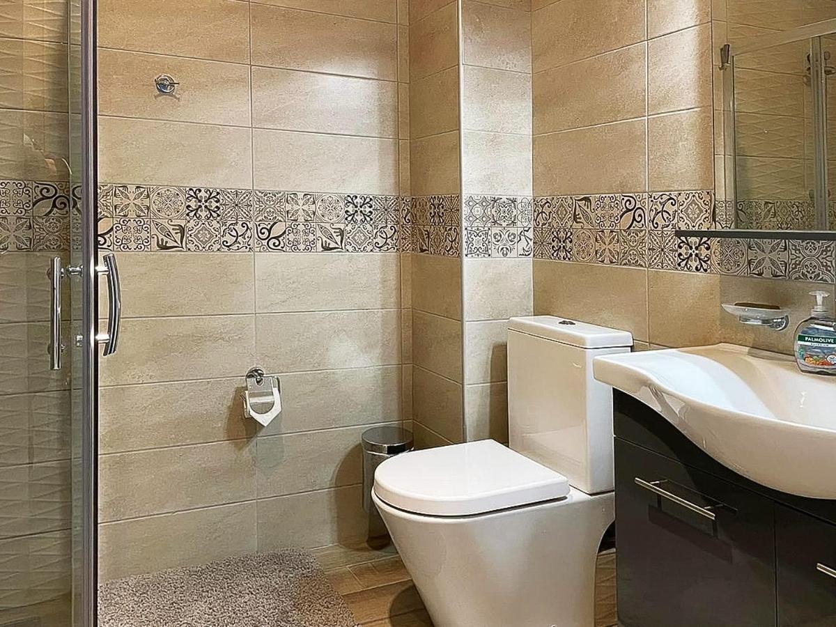 Royal Apartments - Nikiti Екстериор снимка