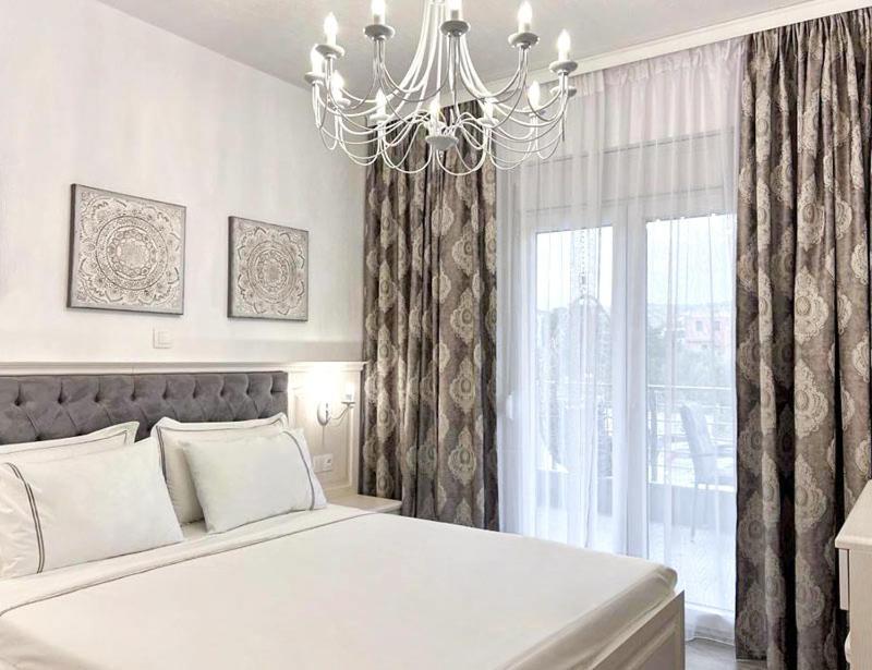 Royal Apartments - Nikiti Екстериор снимка