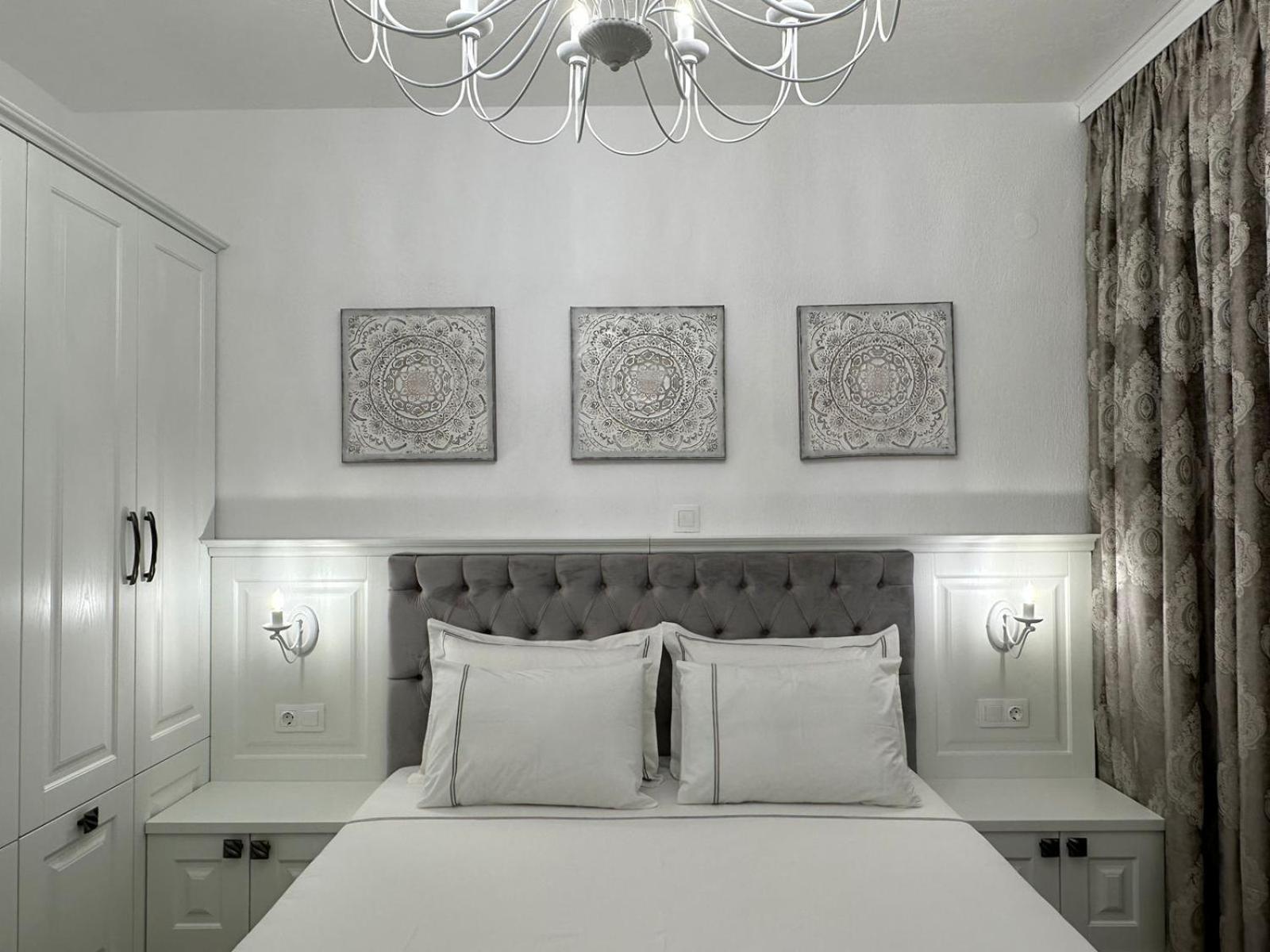 Royal Apartments - Nikiti Екстериор снимка